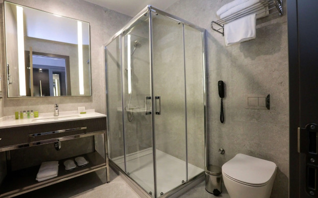 DoubleTree by Hilton Hotel Izmir Airport