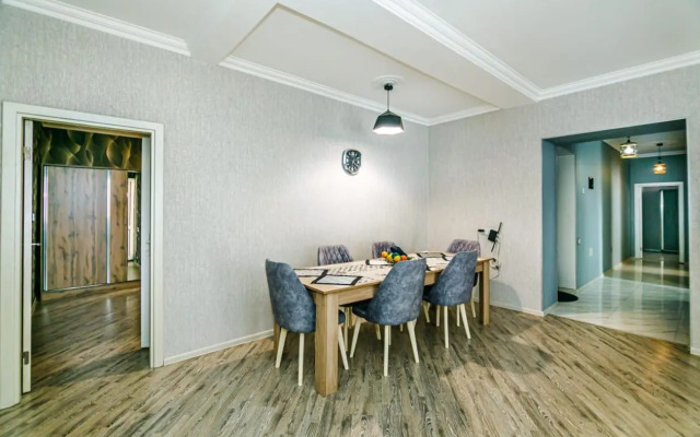 Nizami Küçəsi Bedrooms 3