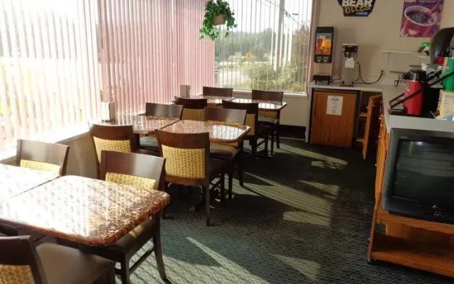 Travelodge Ridgeway Martinsville