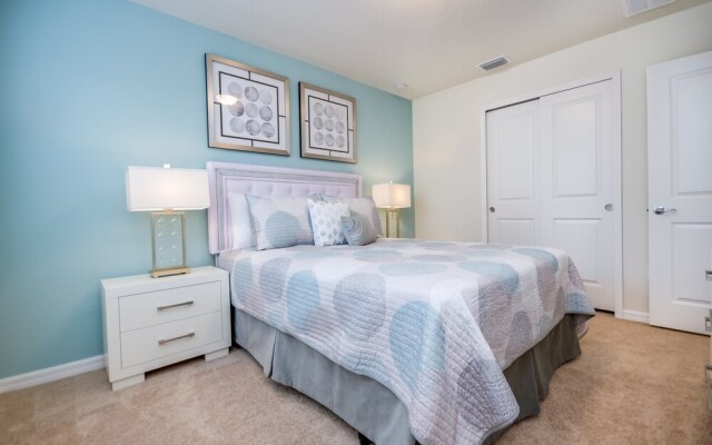 Solterra - 5569 Misty Oak Circle