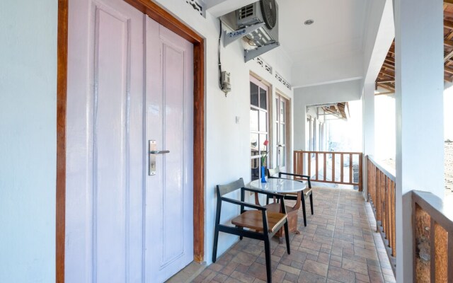 OYO 1592 Gading 4u Homestay