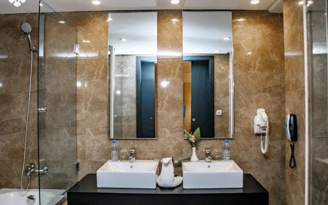 Grand Lancaster Brazzaville