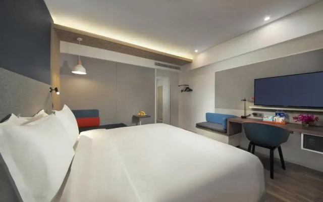 Holiday Inn Express Zhangjiagang East by IHG