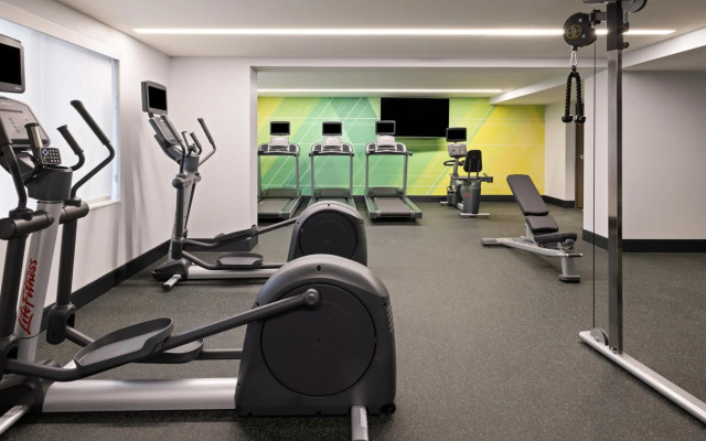 Holiday Inn Hotel and Suites Richmond West End by IHG