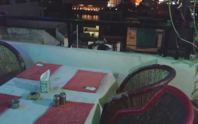 Jag Niwas Guest House