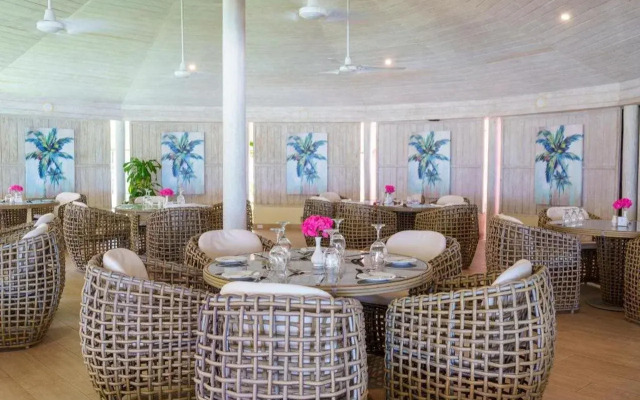 Southern Palms Beach Club