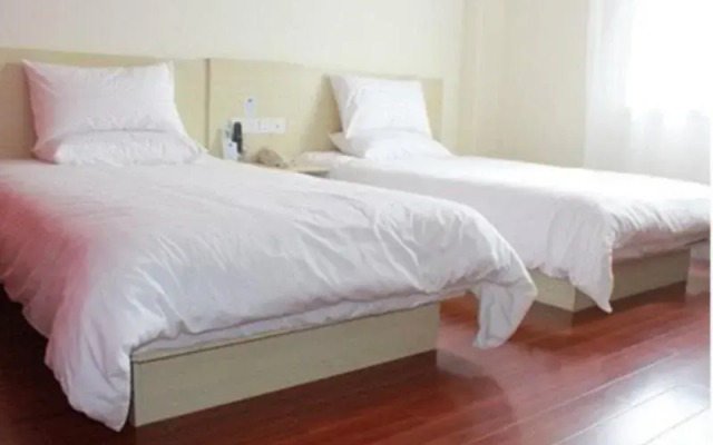 Hanting Hotel Qingdao Zhanqiao Qianhai Liqun