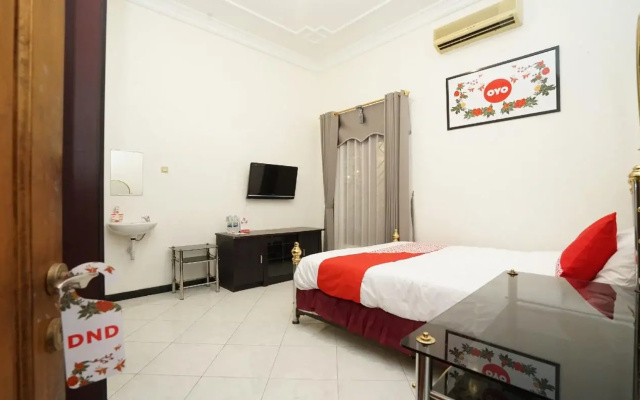 OYO 631 Tjahaja Baroe Residence Syariah