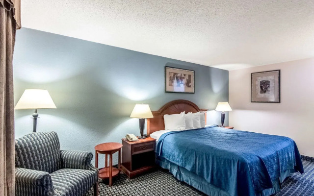 Budget Host Inn & Suites
