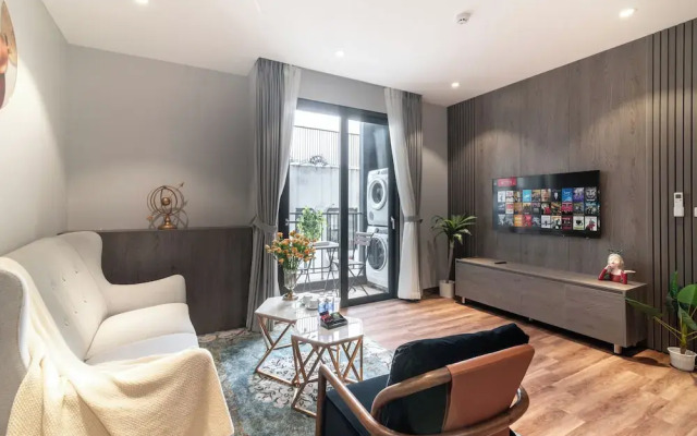 Luxe Paradise Suites Hotel  To Ngoc Van