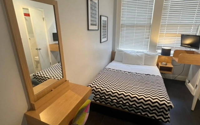 Touchstone Hotel - City Center