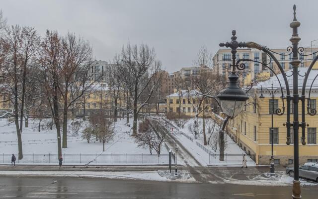 Apartments on Kirochnaya street