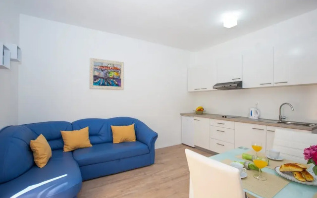 City Apartments Lani 3