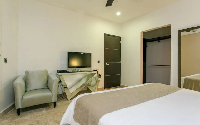 Mamitas 1102 2 Bedrooms and Terrace by RedAwning