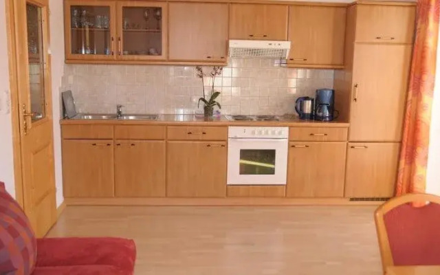 Almchalet Alpenflora