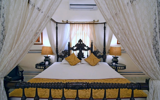 Alsisar Haveli - A Heritage Hotel – Guest Rooms – Jaipur