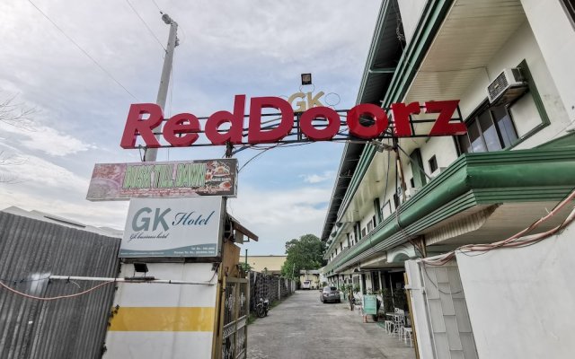 RedDoorz near Damosa Lanang Davao