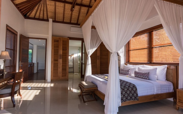 Villa Rusa Biru – Guest Rooms – Tibubeneng