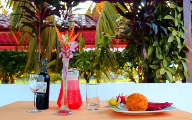 Hotel Sol Del Oriente