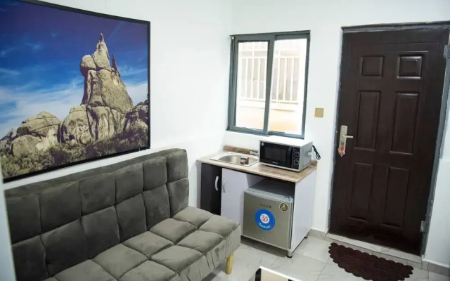 Lovely One-bed Apartment Located in Abuja
