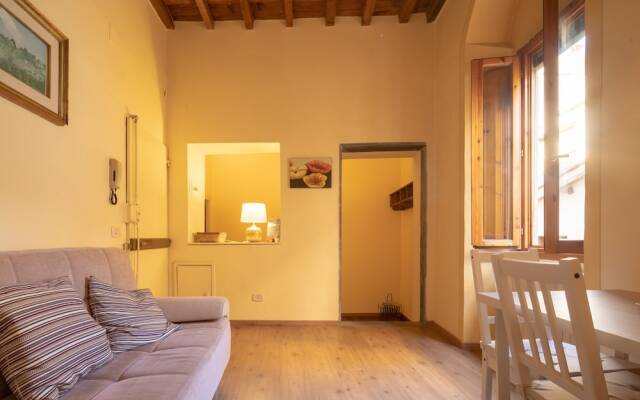 Romantic Pitti by Mmega