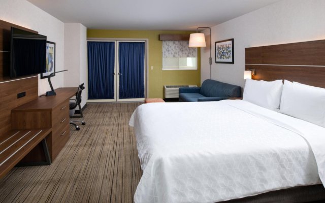 Holiday Inn Express Los Angeles Downtown West, an IHG Hotel