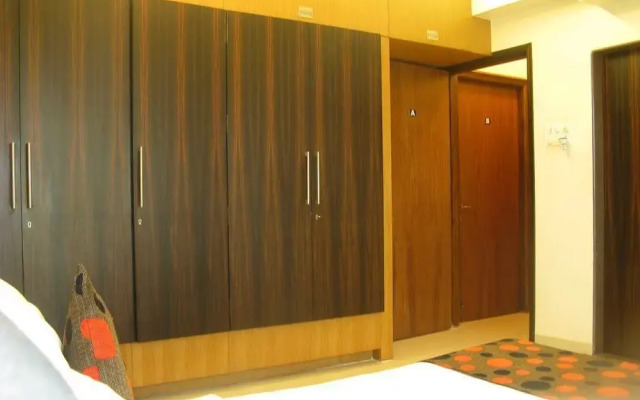 Hummingbird Apartments - Saiprasad