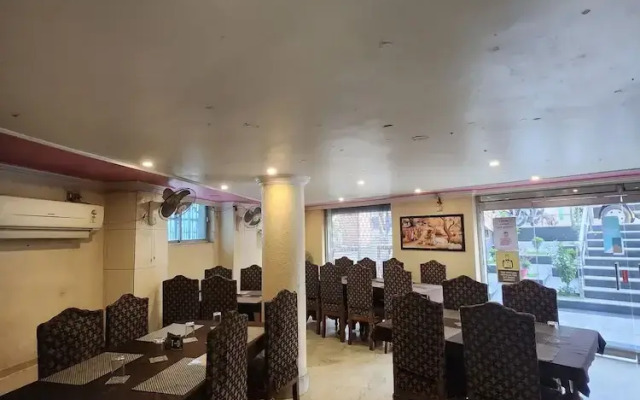 Hotel Priyanka International