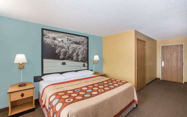 Super 8 by Wyndham Clarinda