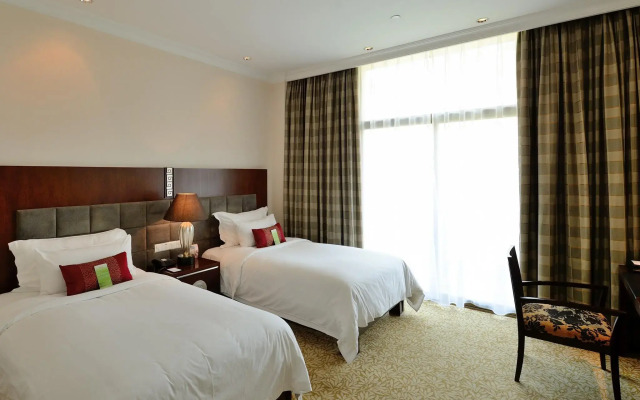 Dong Fang Hotel Guangzhou