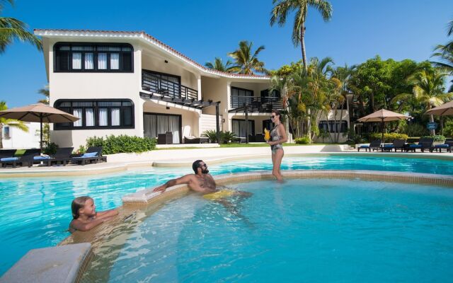 Luxury Apartment-Mandatory All-Inclusive