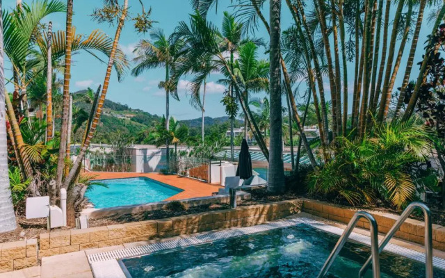 Pacific Bay Resort Suite