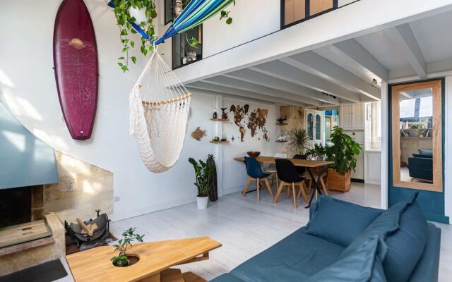 Surf Cocoon With Rooftop