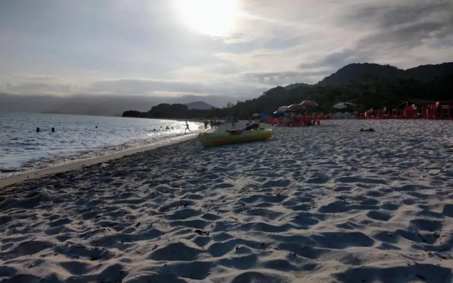 Casa praias de São Gonçalo em Paraty RJ