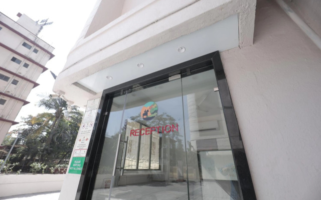 The Byke Studio Pure Veg Apartment, Thane