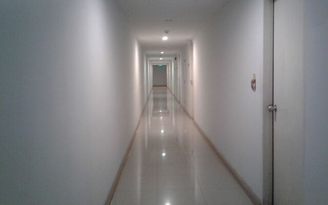 Apartment at Bangkok Near Pool