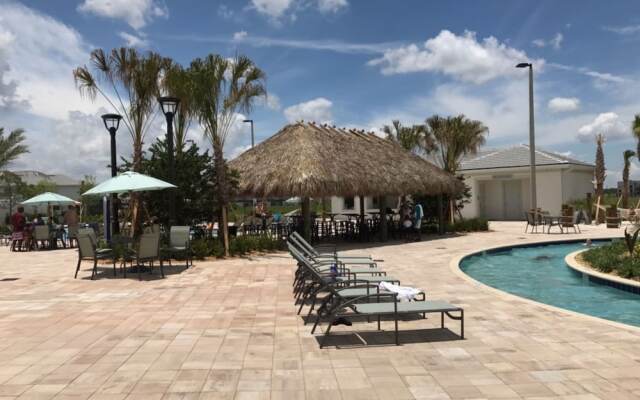 4784 Kings Castle Circle