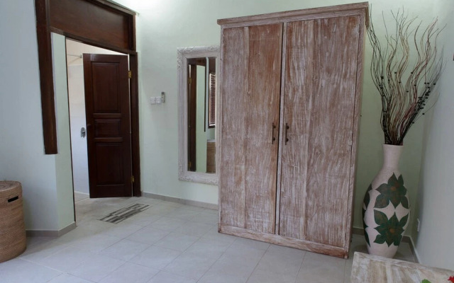 Simona Villa - Simona