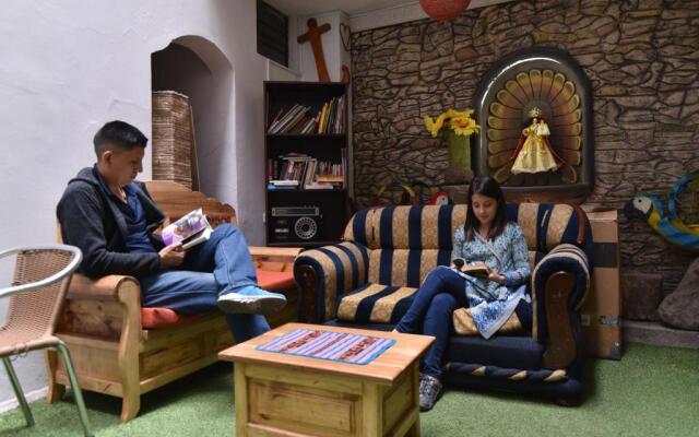 Friends Hotel & Rooftop - Historic Center & Museums