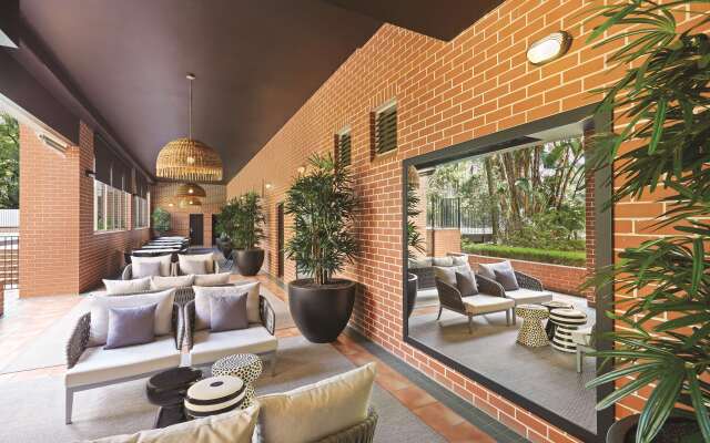 Adina Apartment Hotel Sydney Surry Hills