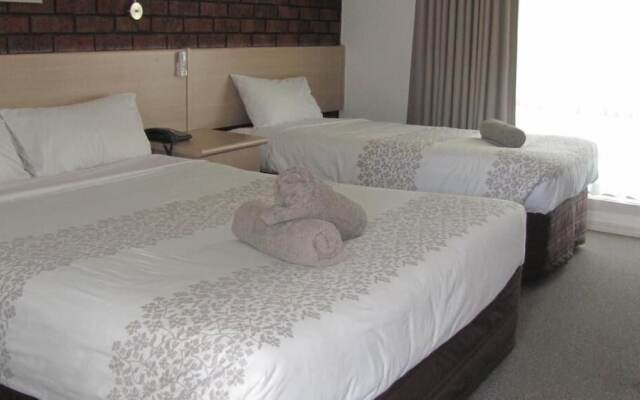 Bristol Hill Motor Inn