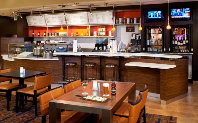 Courtyard Chicago Arlington Heights/South