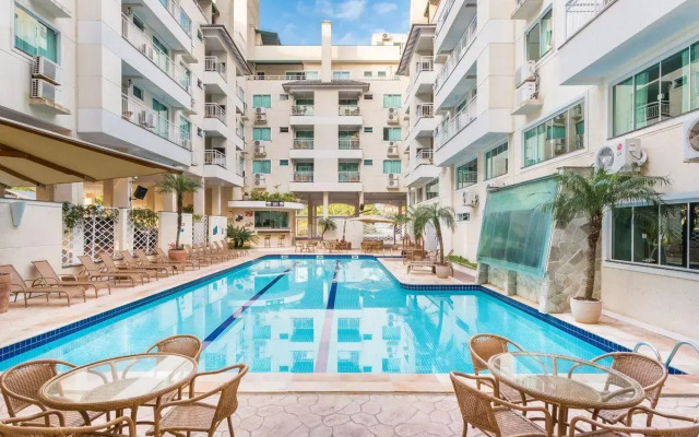 629C - Apartamento 1 quarto com Piscina