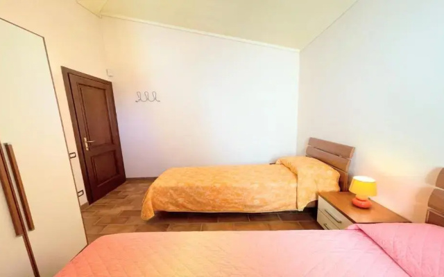 Spoleto Detached Villa Centrally Located - car Unnecessary - Wifi - Sleeps 10
