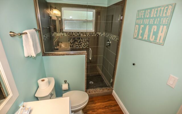 203 Fairweather Villa B