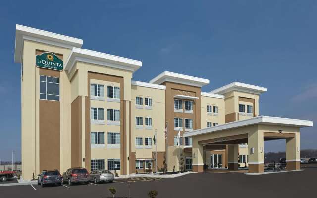 La Quinta Inn & Suites by Wyndham Springfield IL