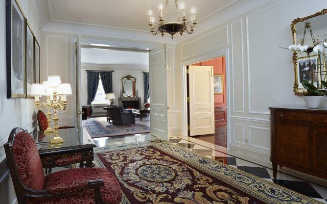 The Towers of the Waldorf Astoria New York