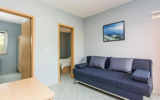 Apartment in Nin With Pool Near the Beach