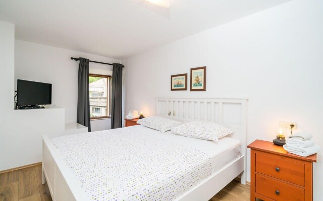 Stunning Home in Gruda With Wifi and 2 Bedrooms