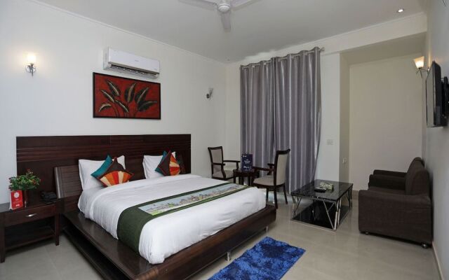 OYO 11872 Heaven Inn